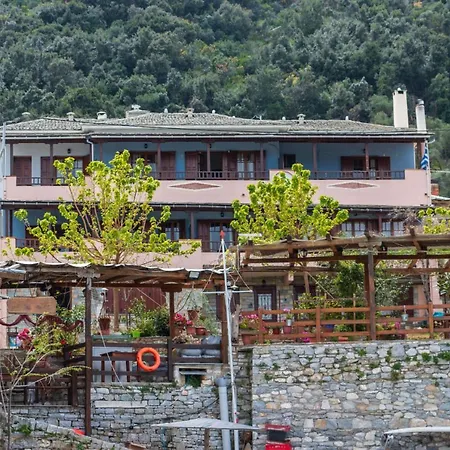 Apartment Kastro *