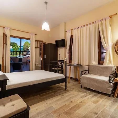 Apartment Kastro Damouchari